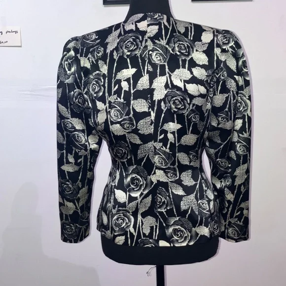 Vintage silk and velvet dress set - Picture 15 of 15